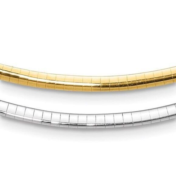 Leslie's 14K Italian Gold 3mm wide Two-tone Reversible Omega Necklace, 18 inches - Picture 3 of 6